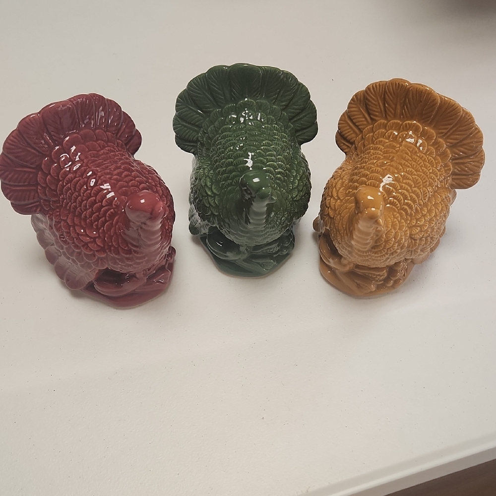 Christmas Tree Shop Ceramic Turkey Figurine Set - Red, Green, and Orange